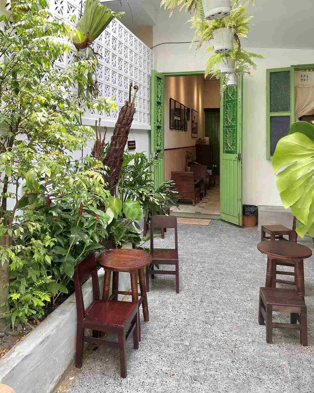 Những quán cà phê sân vườn tại Sài Gòn