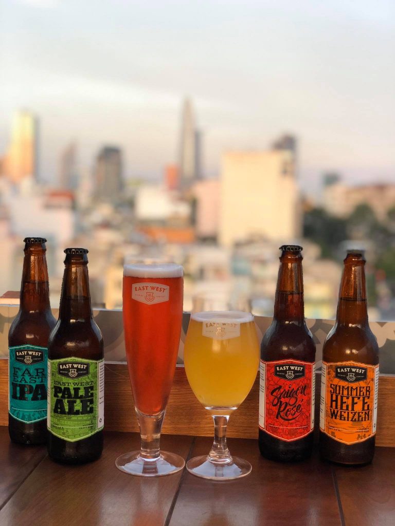 Ngắm Trọn Sài Gòn Với 5 Quán Rooftop Quận 1 Siêu Chill - 1 phút Sài Gòn