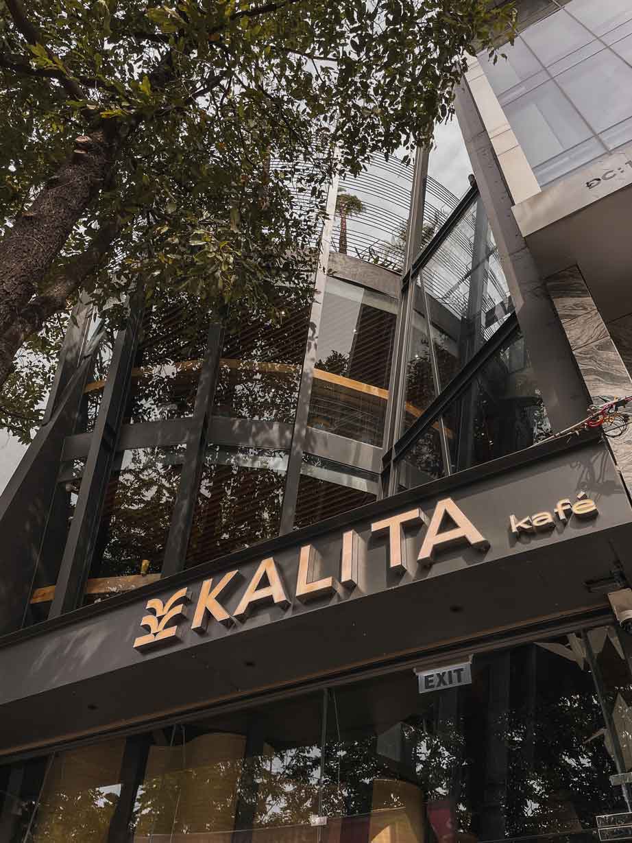 Kalita Kafé Quán cà phê độc đáo bên bờ Trường Sa