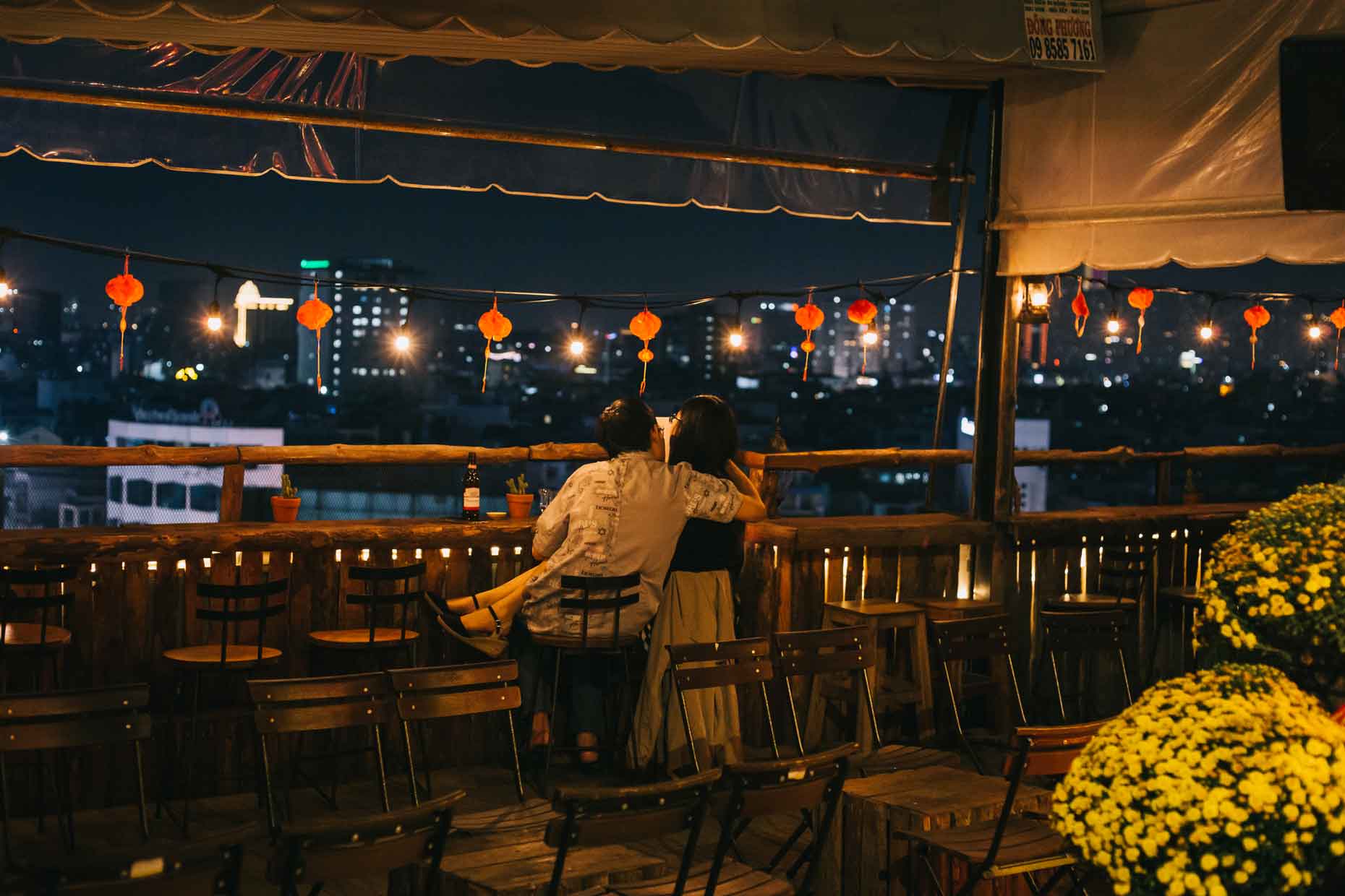 quán cafe view cầu Sài Gòn  