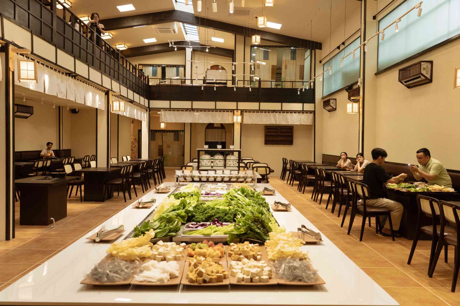 Bản Rau Buffet có gì hấp dẫn mà ai cũng khen? - 1 phút Sài Gòn